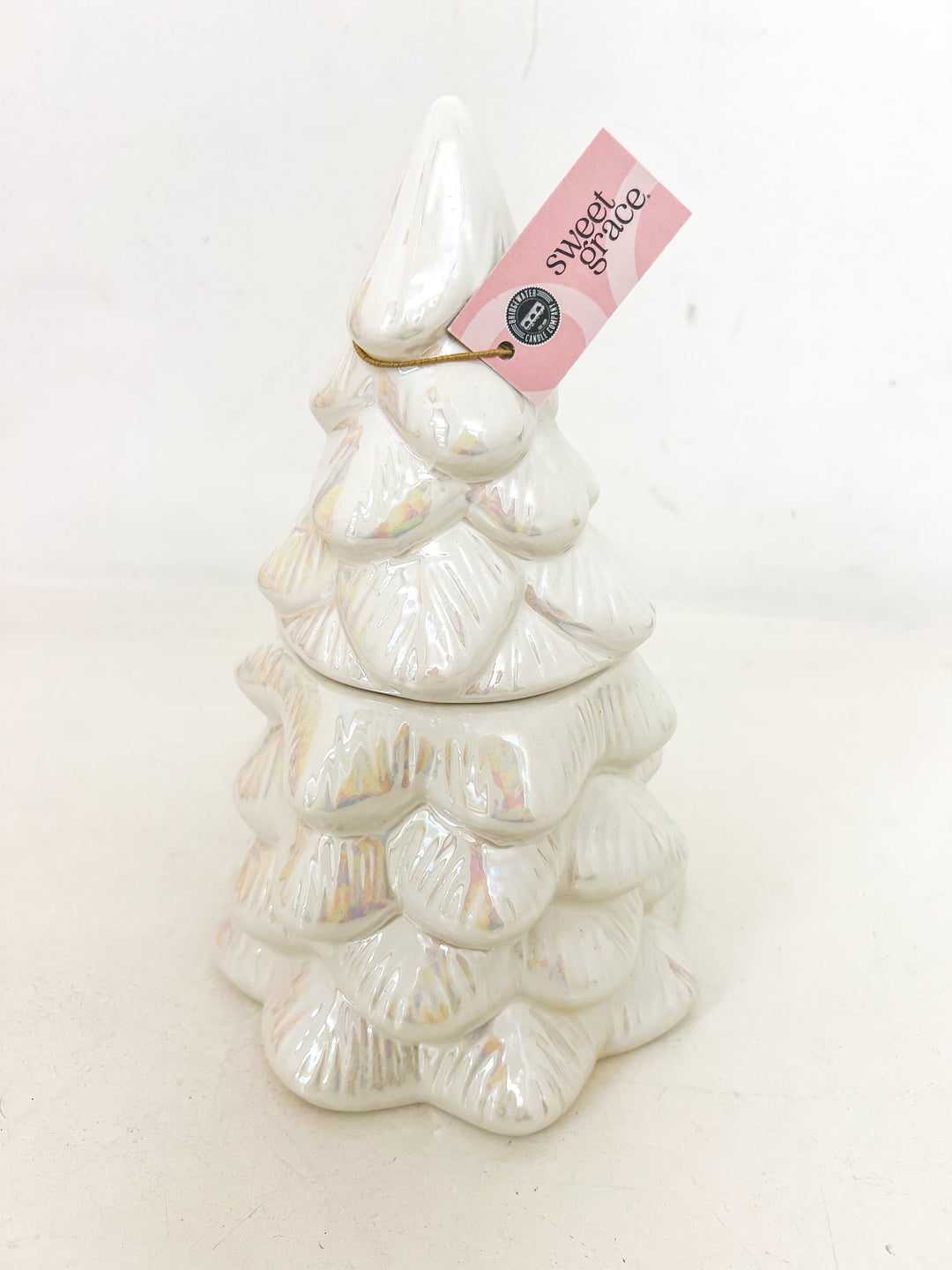 Sweet Grace White Ceramic Tree Candle #070