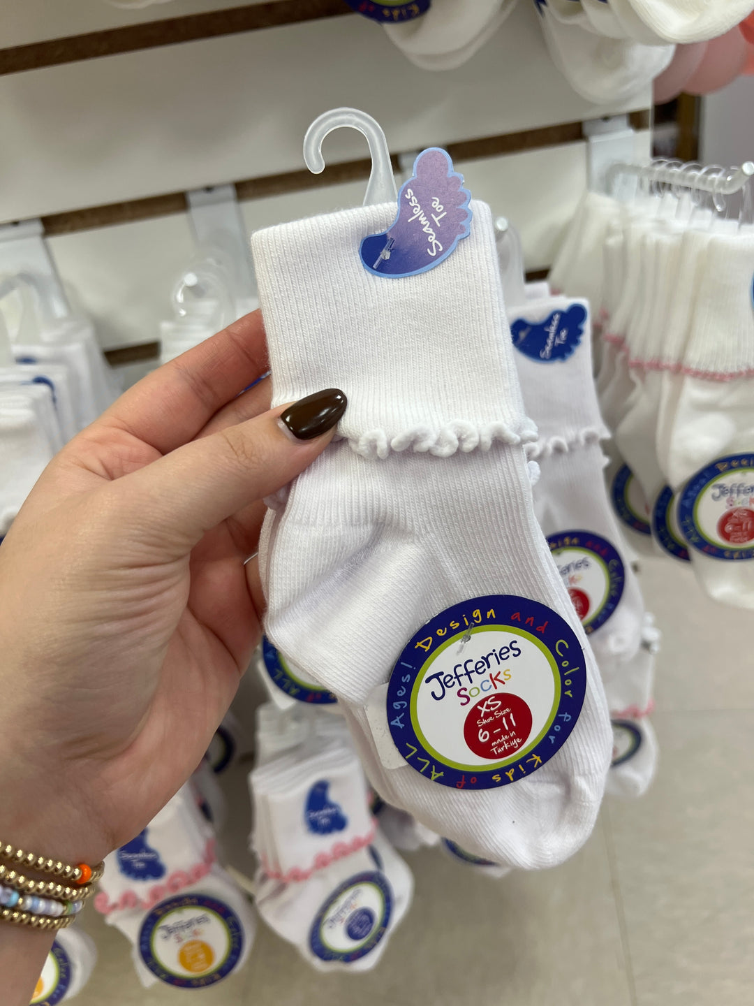 White Ruffle Trim Sock 2Pk