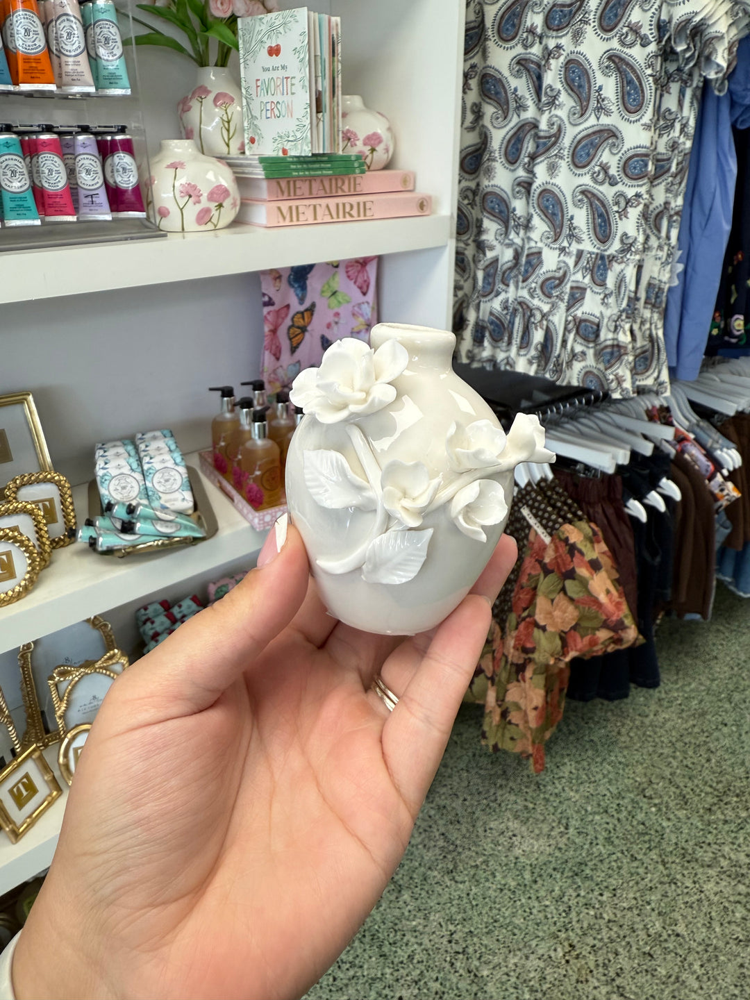 3-D Sculpted Flower Vase