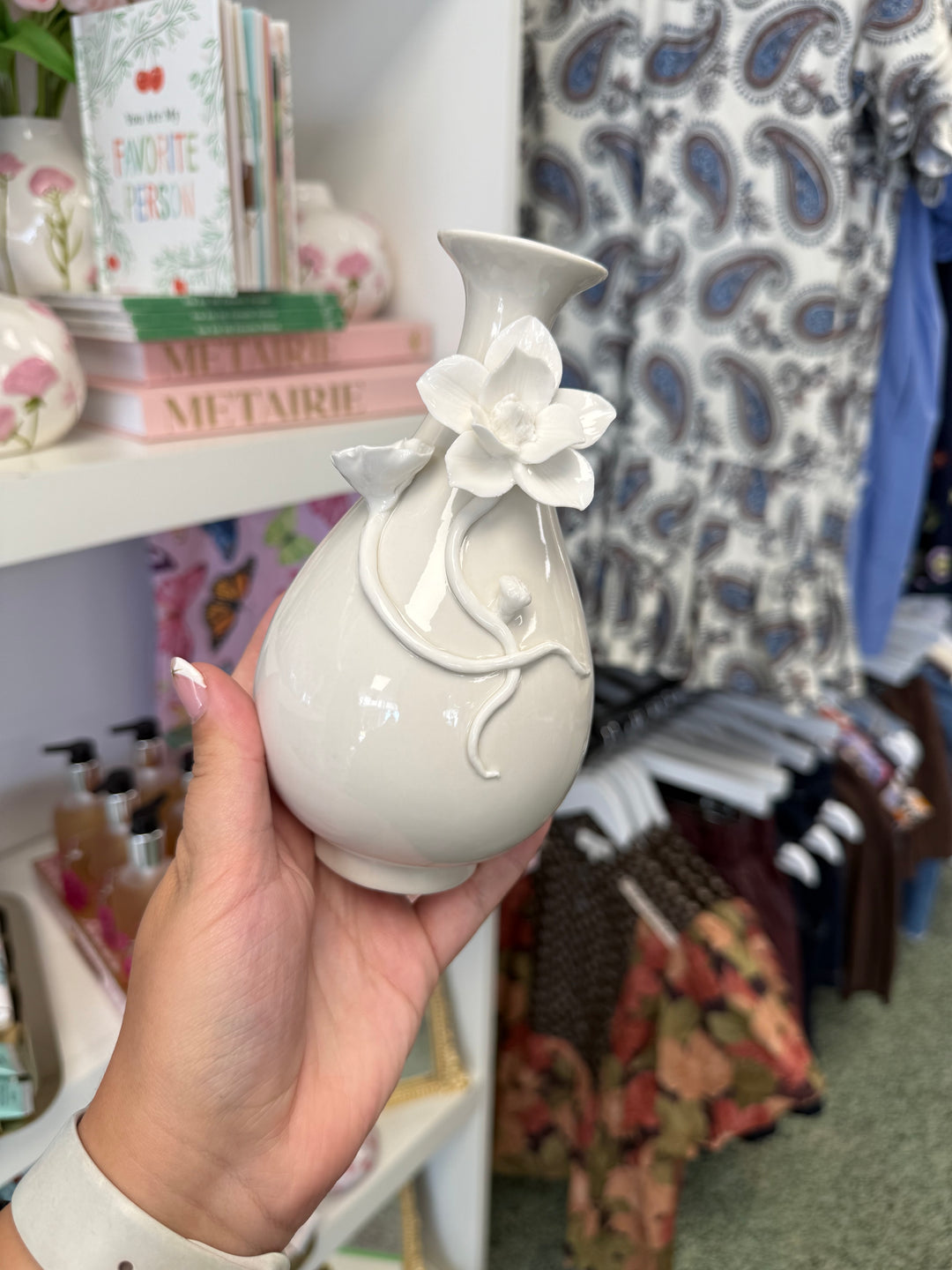 3-D Sculpted Flower Vase