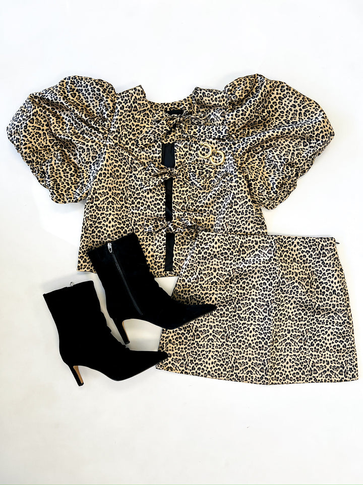 Leopard Bow Puff Sleeve Top