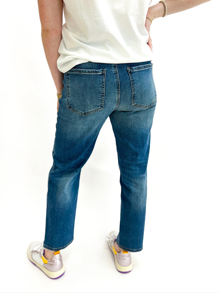 Elizabeth High Rise Straight Jean