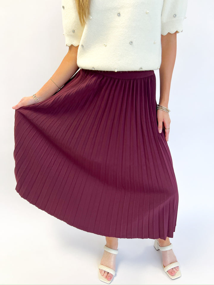 Wine Silent Street Pleated Skirt