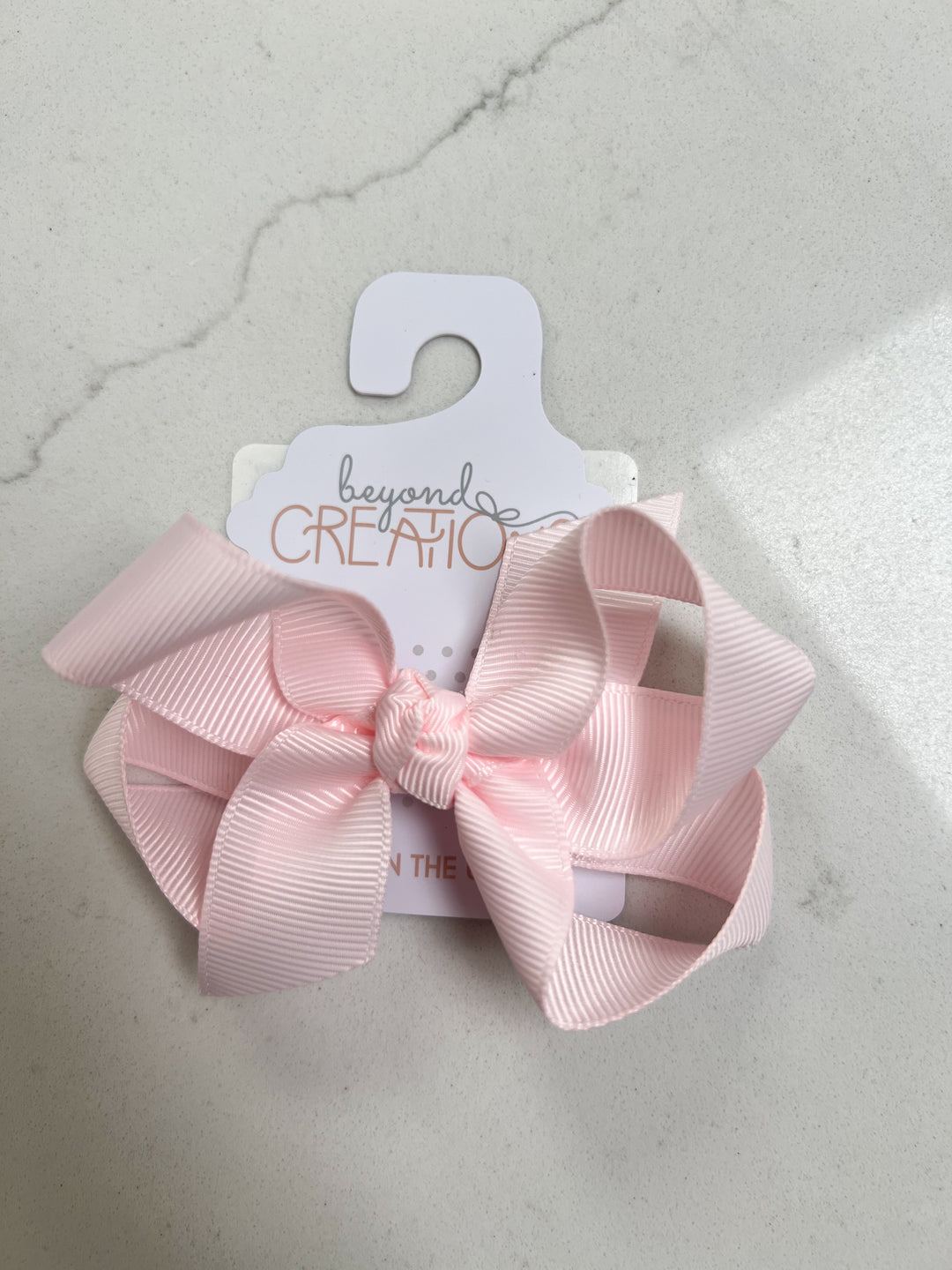 Medium Traditional Alligator Clip Bow