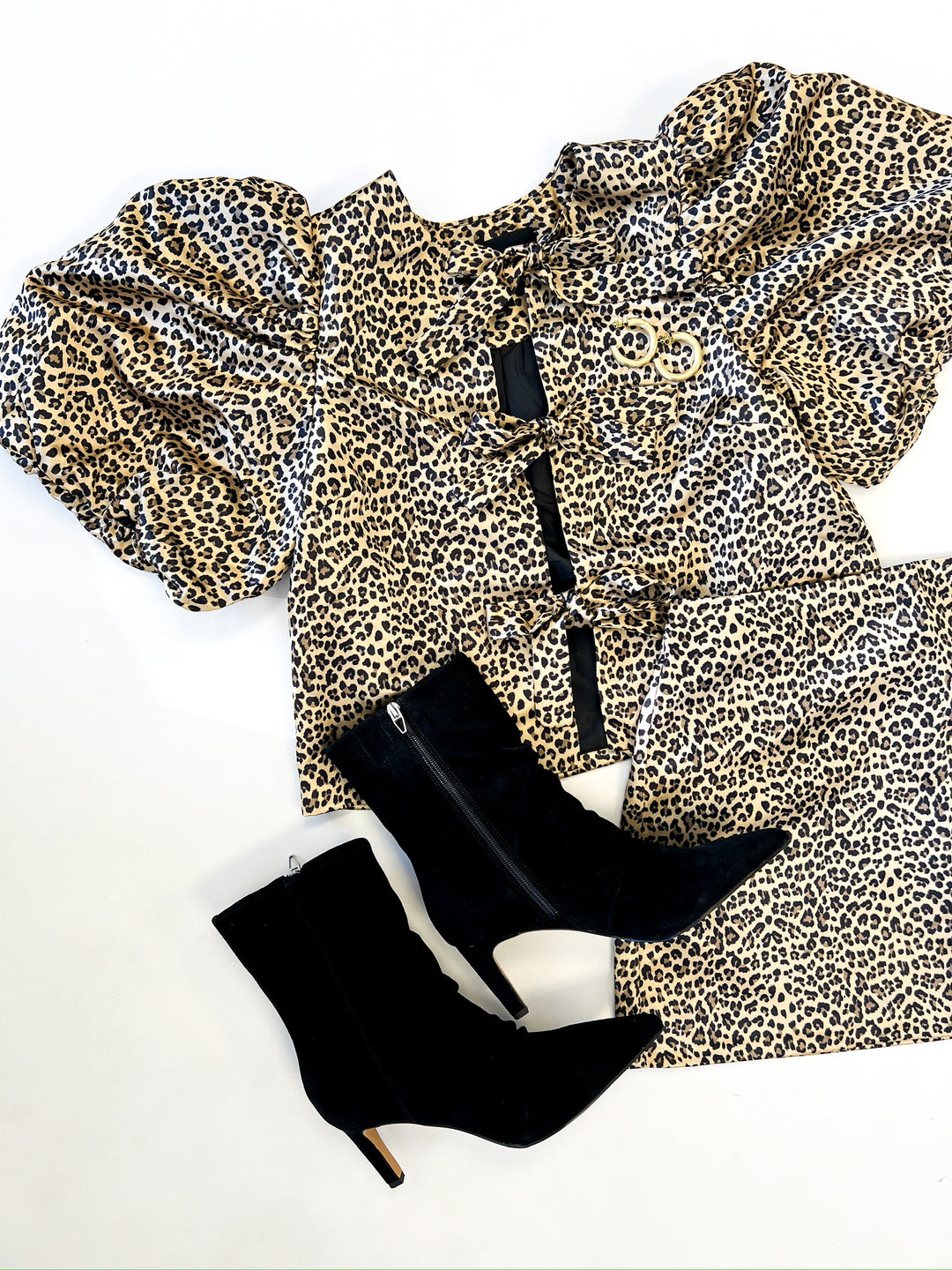 Leopard Bow Puff Sleeve Top