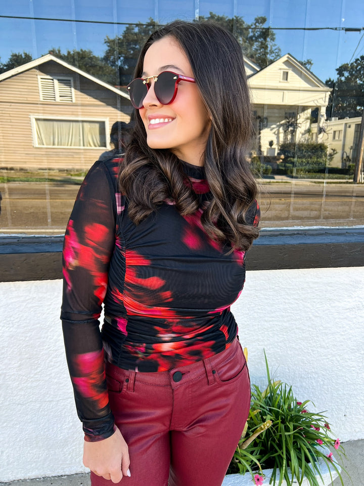 Taylore Blurry Flower Top