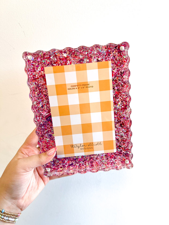 Ruffle Confetti Frame
