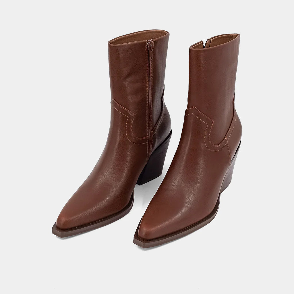 Victoria Cognac Boots